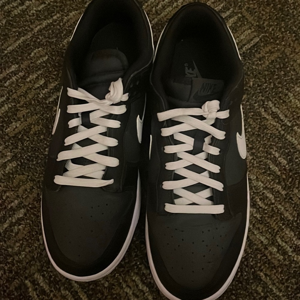 Nike panda dunks